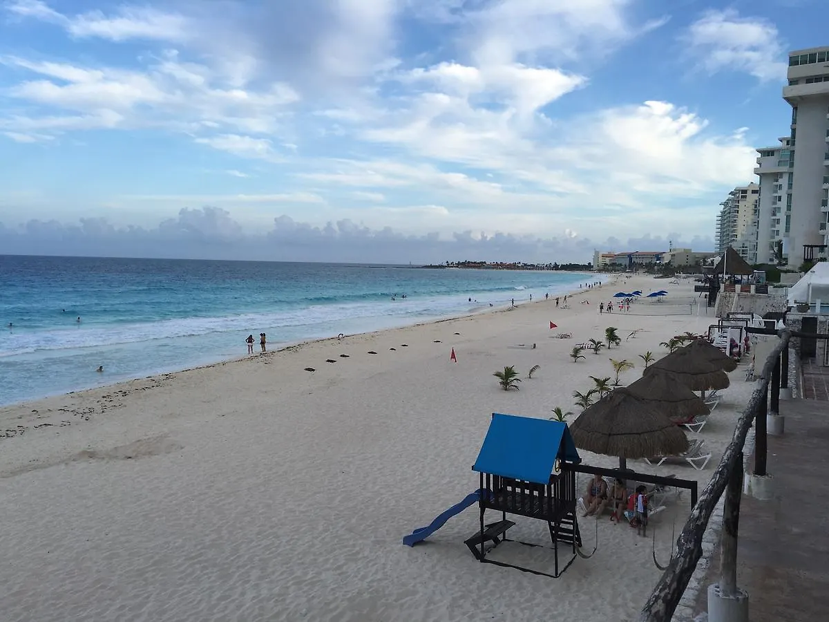 Aparthotel Cancun Plaza - Best Beach