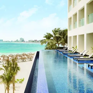 Resort Turquoize At Hyatt Ziva (adults Only)