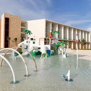 Hotel Family Selection At Grand Palladium Costa Mujeres &