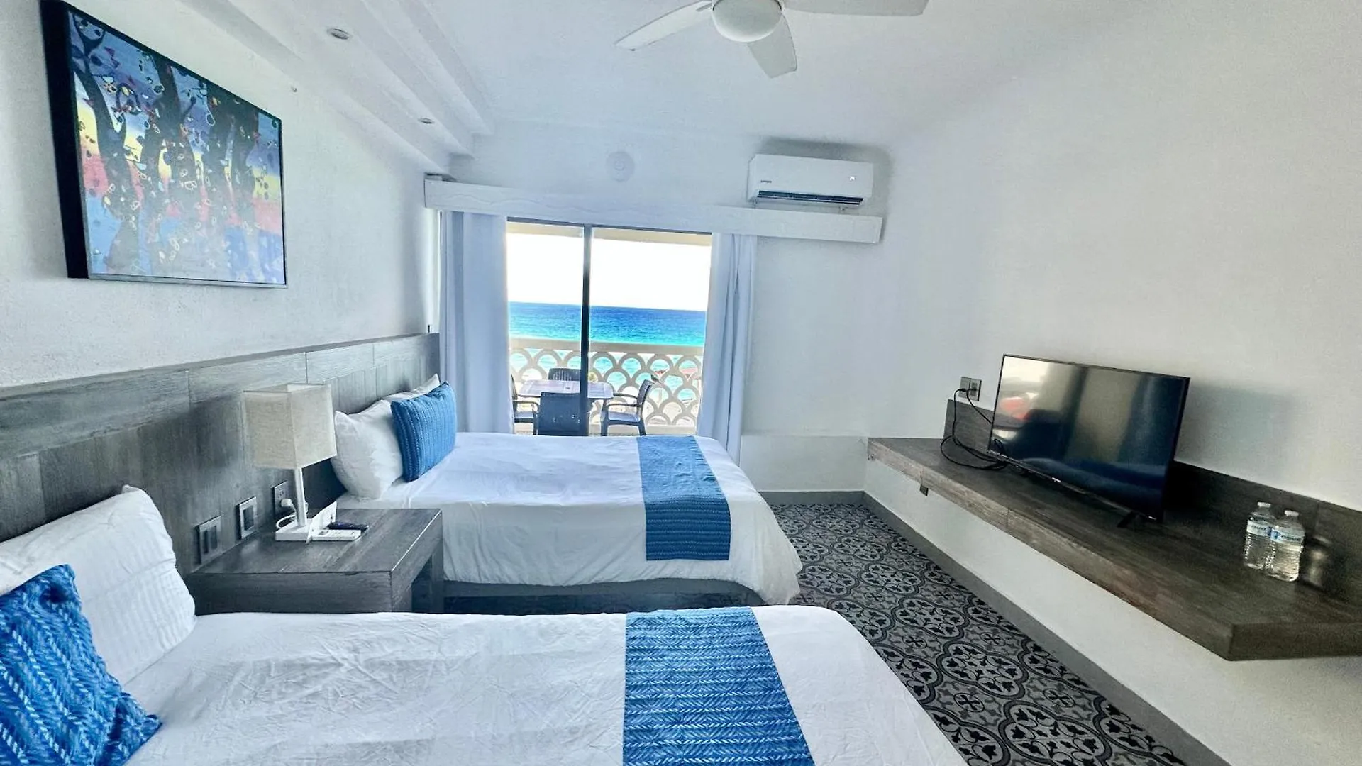 Cancun Plaza - Best Beach Aparthotel