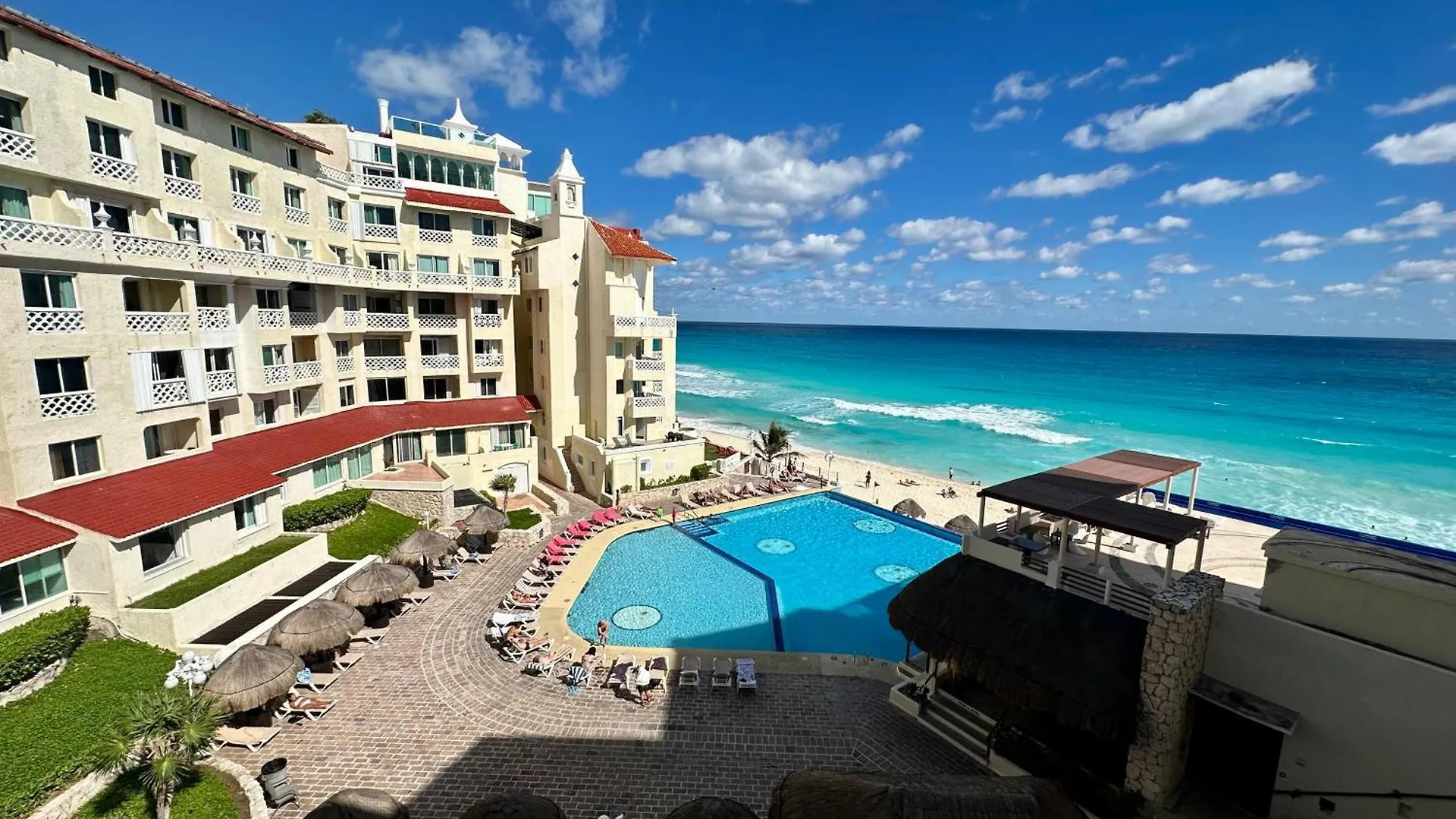 Cancun Plaza - Best Beach Aparthotel