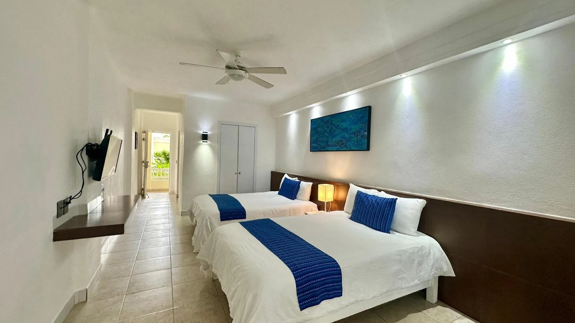 Cancun Plaza - Best Beach Aparthotel Mexico