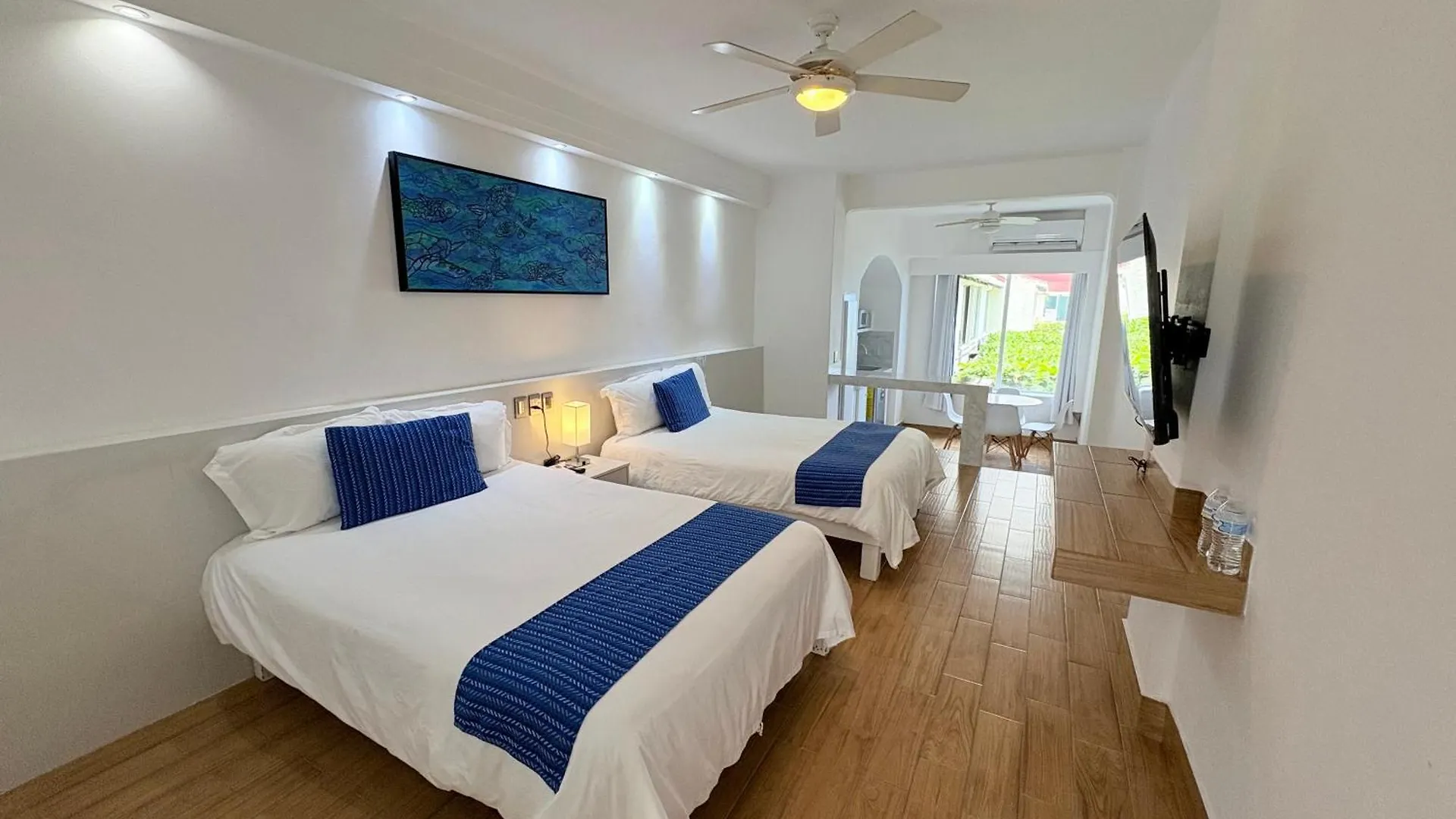 Cancun Plaza - Best Beach Hotel apartamentowy